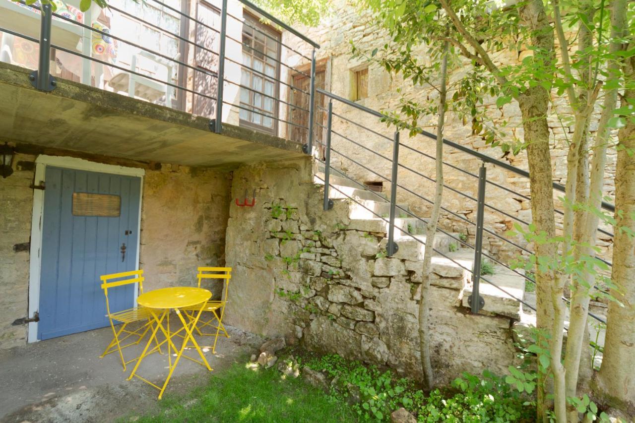 La Petite Maison Du Perigord Tourtoirac Exterior photo